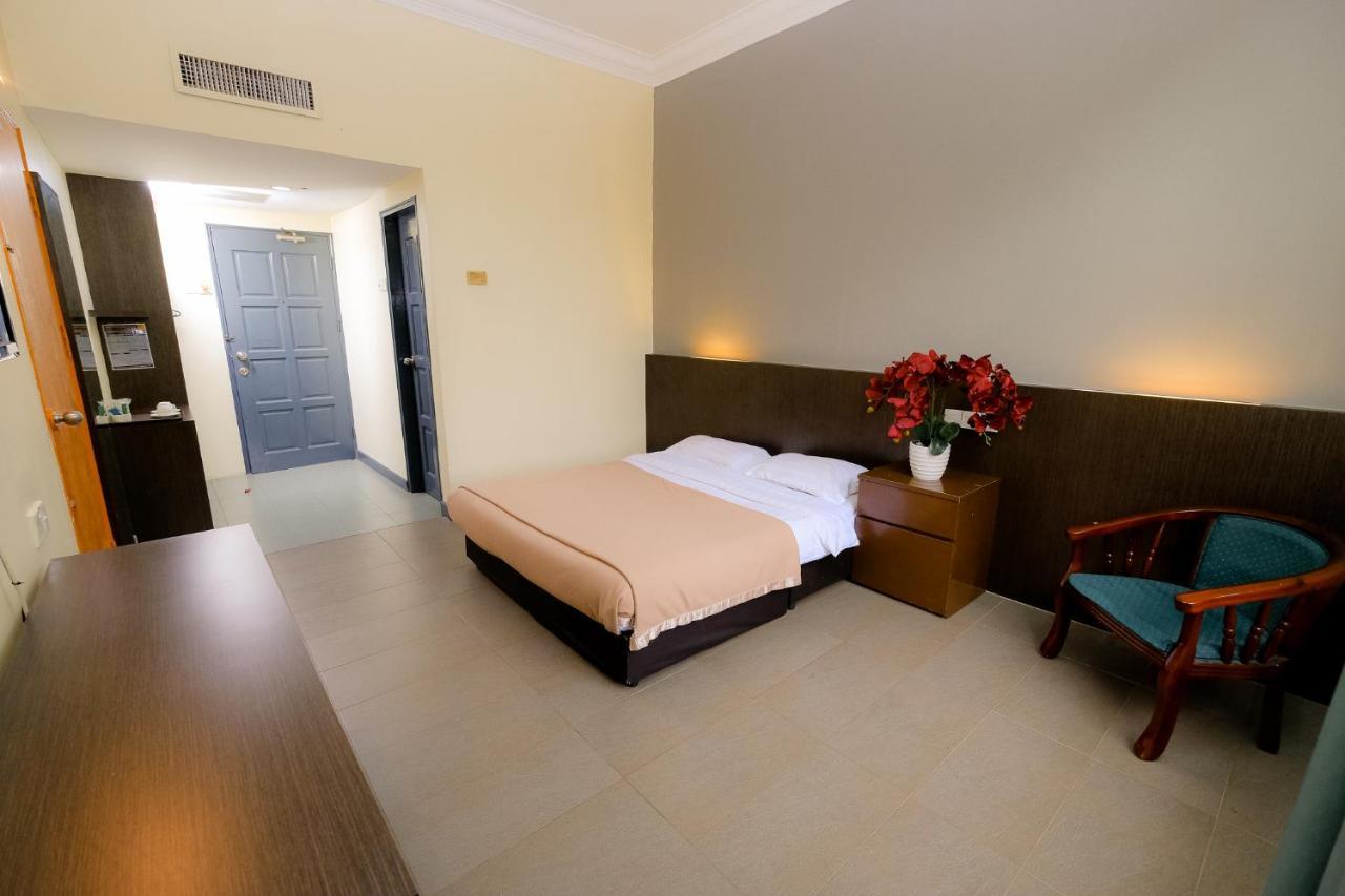 Super Oyo Capital O 90146 Alh Continental Resort Karak Buitenkant foto