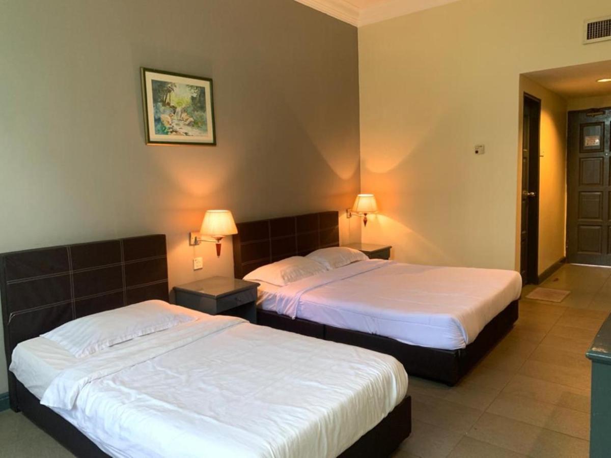 Super Oyo Capital O 90146 Alh Continental Resort Karak Buitenkant foto
