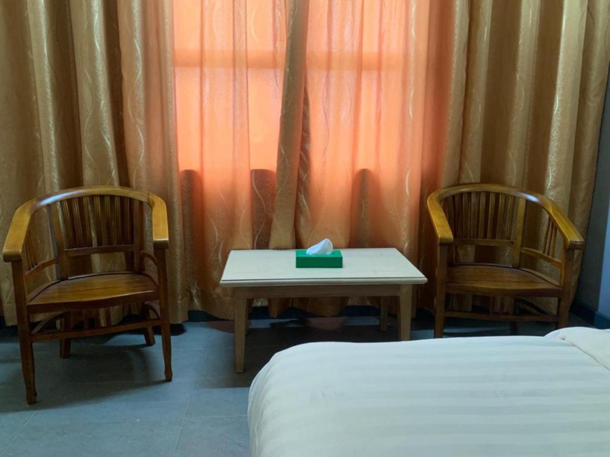 Super Oyo Capital O 90146 Alh Continental Resort Karak Buitenkant foto