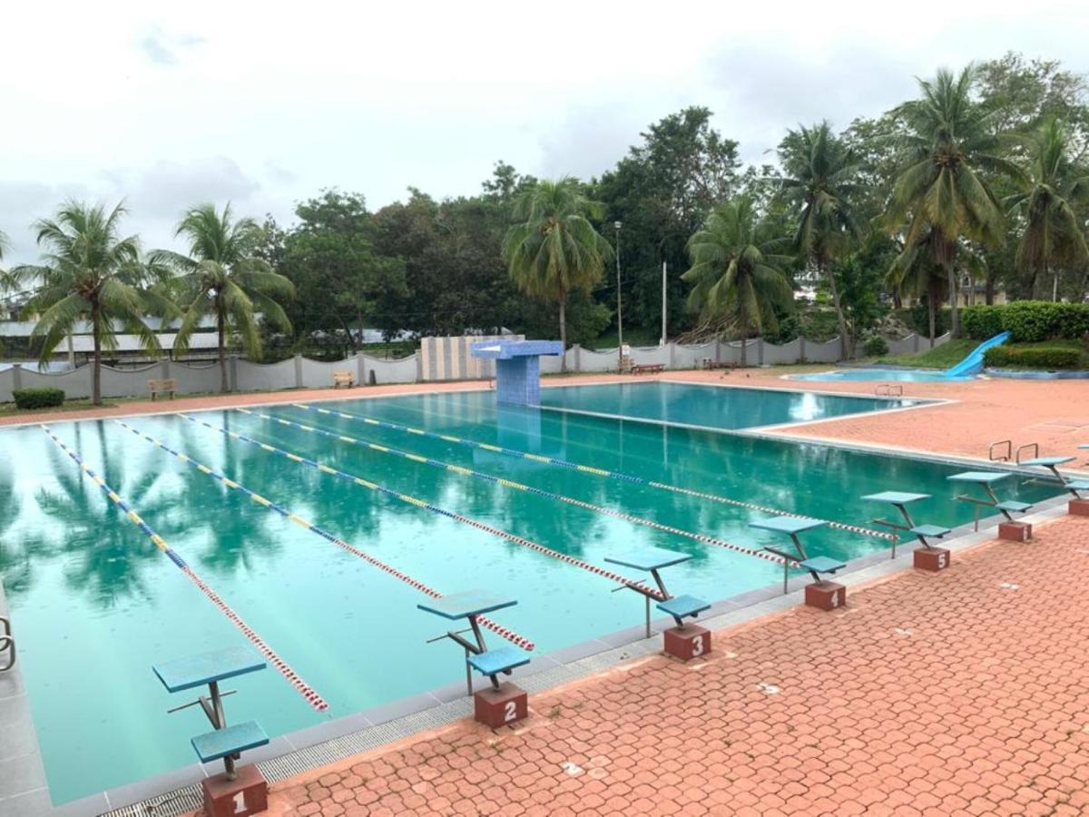 Super Oyo Capital O 90146 Alh Continental Resort Karak Buitenkant foto