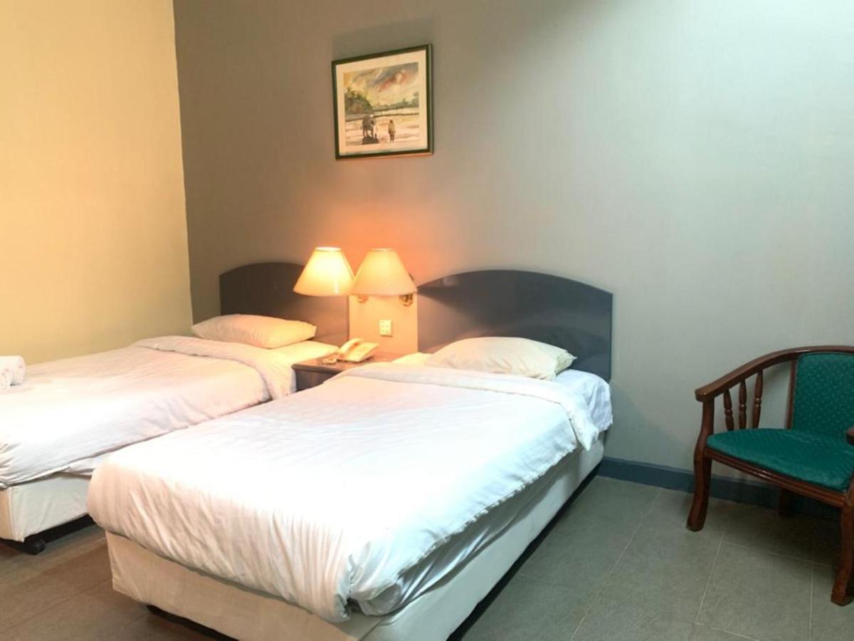 Super Oyo Capital O 90146 Alh Continental Resort Karak Buitenkant foto