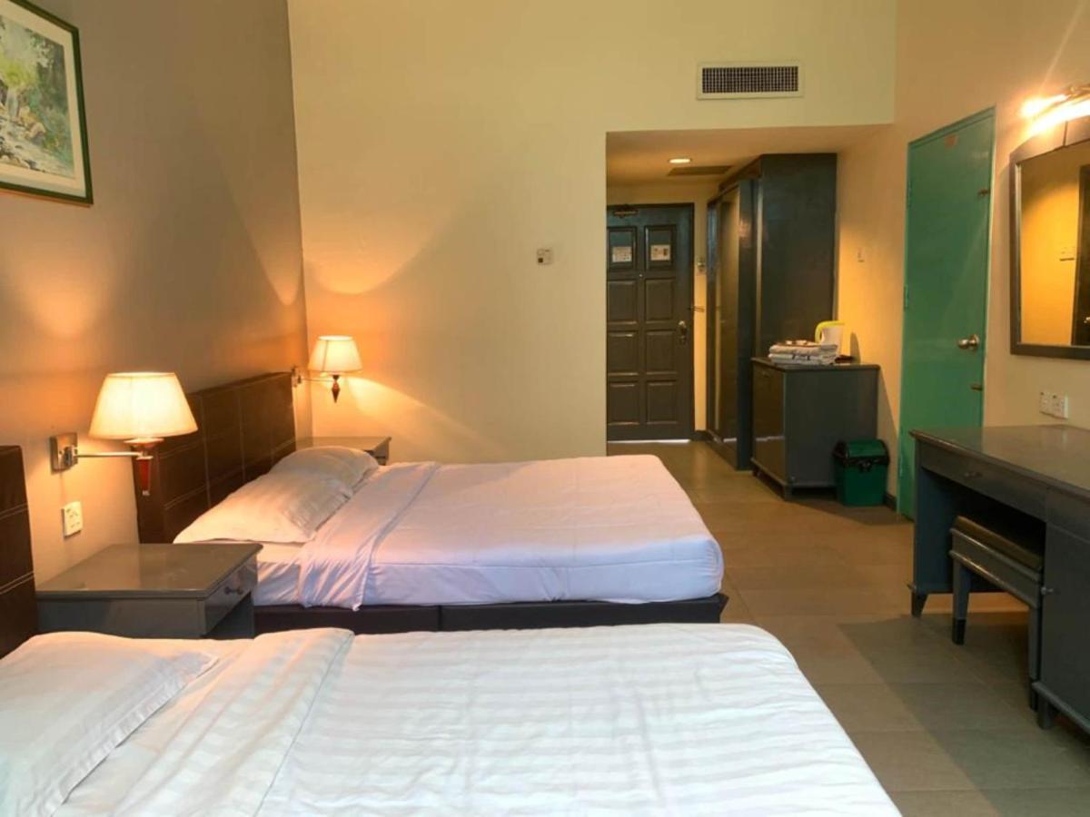 Super Oyo Capital O 90146 Alh Continental Resort Karak Buitenkant foto