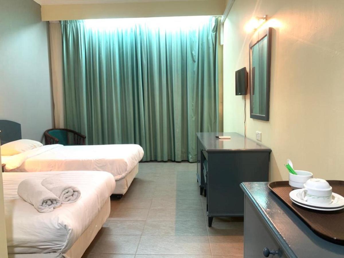 Super Oyo Capital O 90146 Alh Continental Resort Karak Buitenkant foto
